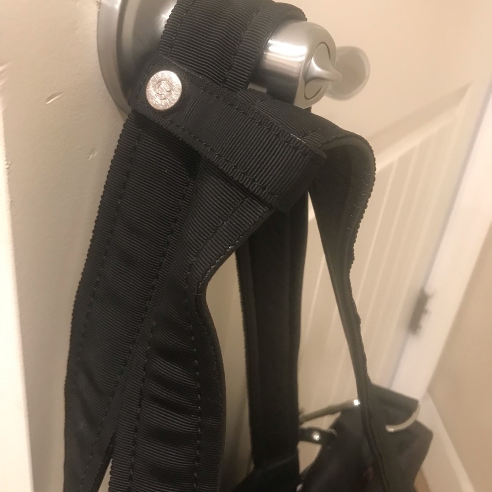 Lululemon triumphant bag - Picture 6 of 15
